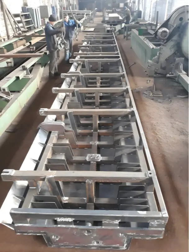 Металоформи для виготовлення залізобетонних і бетонних виробів.