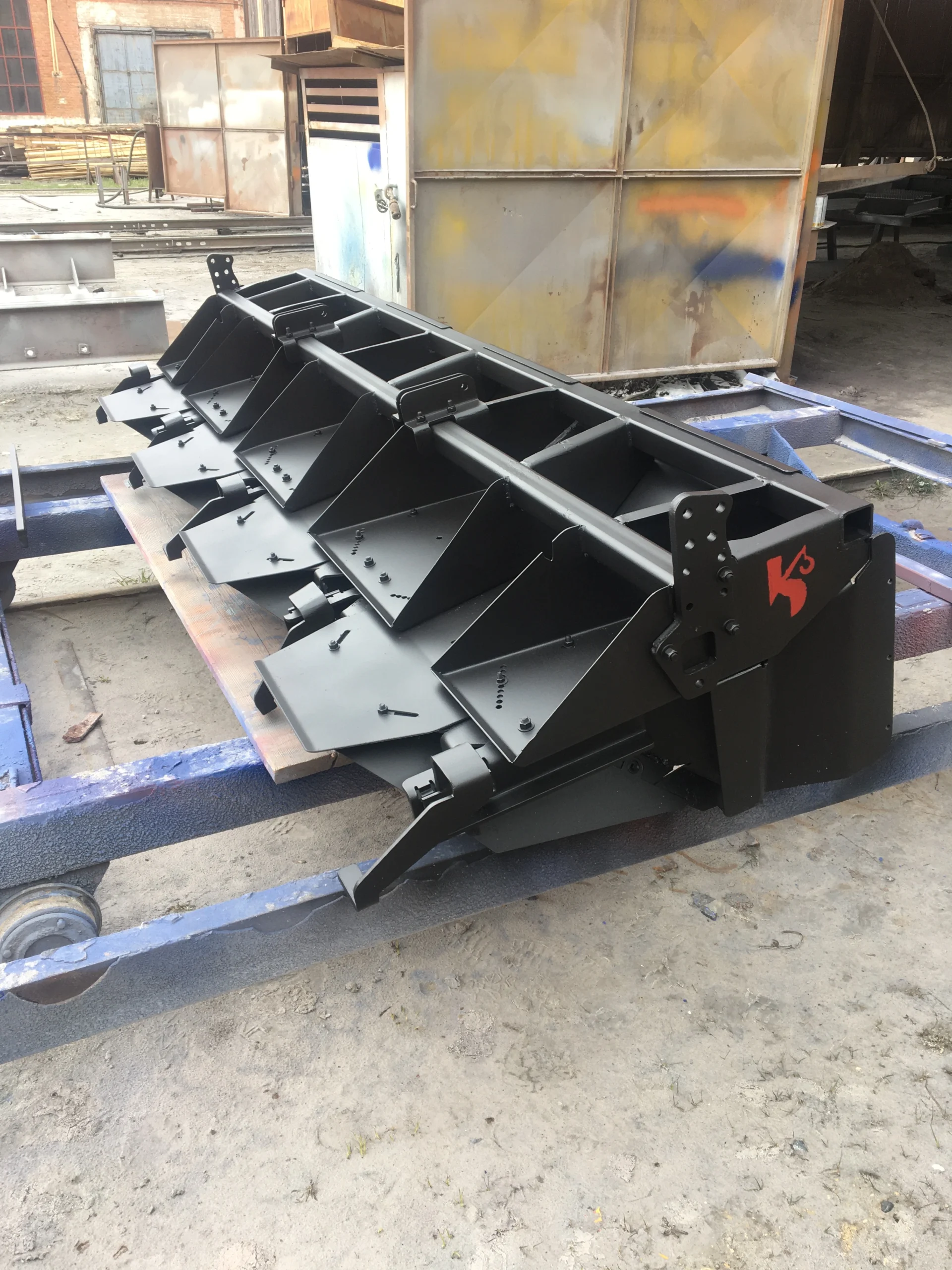 Картоплепідгортувач окучник